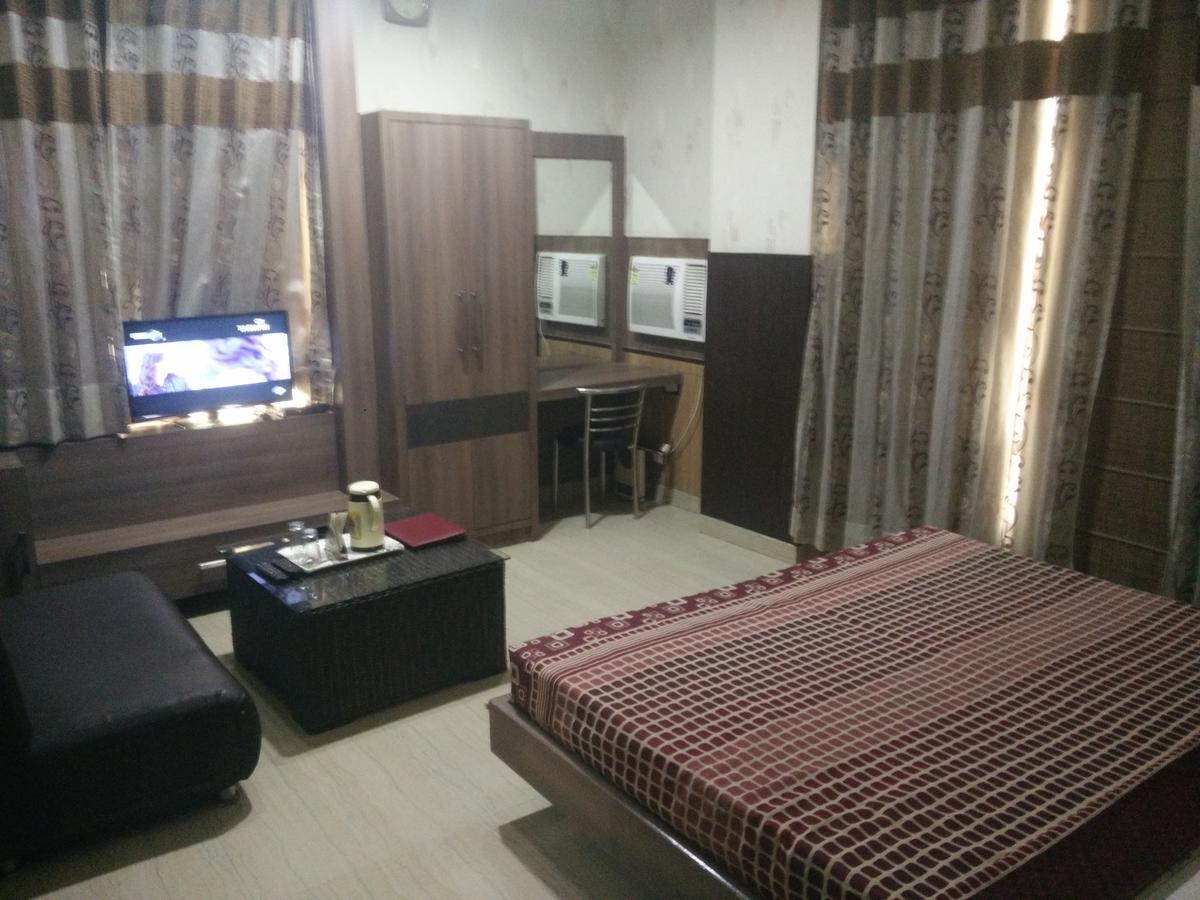 Hotel Desire Hisār Exteriér fotografie